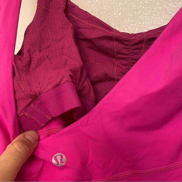 Lululemon Aria Tank II Raspberry hot pink work out tank top  Barbiecore size 4 - Picture 9 of 10